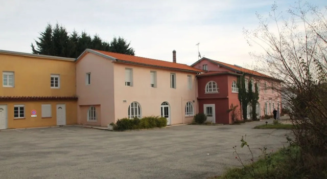 Hôtel Castel d'Olmes, Book Hotel Hoteller i Laroque-d'Olmes med pool, Swimmingpool