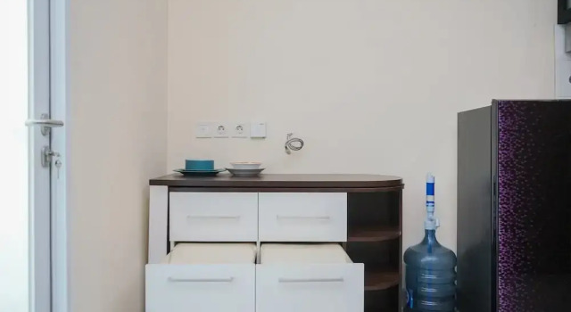 Comfort And Elegant Studio Apartment At B Residence