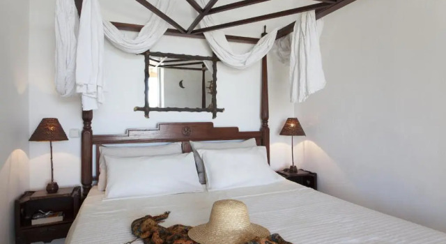 Beachfront Mykonos Guest House