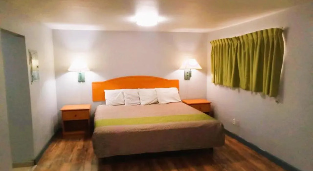 Standard Zimmer OYO Hotel Midland