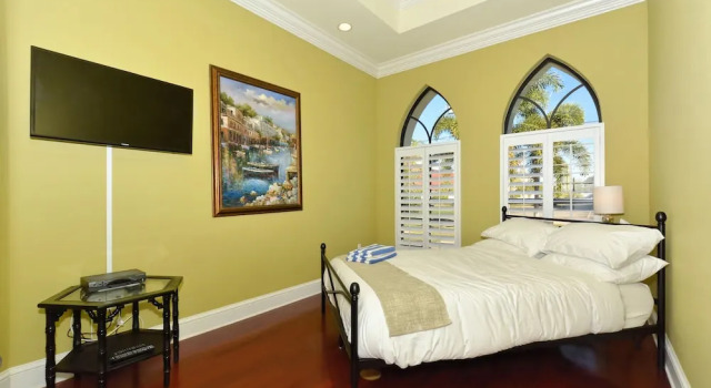 Magellan Drive Home - 4 Br Cabin, Prenota Hotel Whitfield Estates Florida