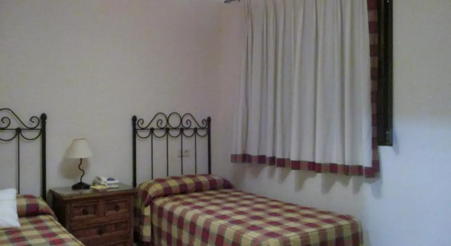 Hostal Artiga, Забронировать Отель Альбореа Albacete Province