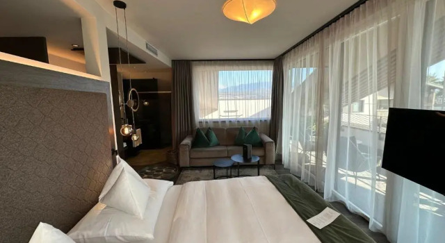 Люкс Deluxe Appius Design Suites B&B