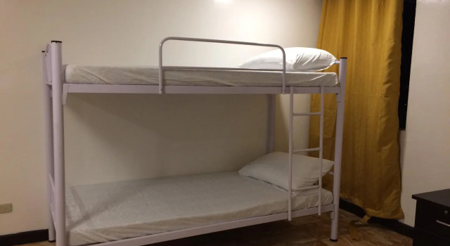 OFW Hotel Manila, Забронировать Отель Паранак 