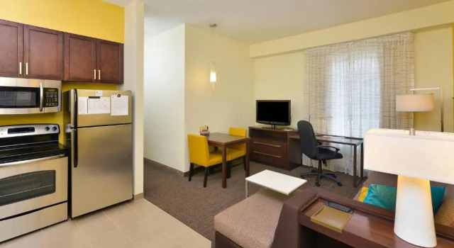 Двухместный люкс c 1 комнатой Residence Inn Champaign