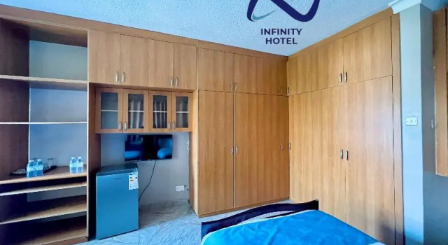 Camera quadrupla Superior con balcone Infinity Hotel Kampala