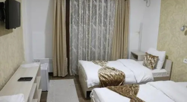 Hotel Ultra Star, Забронировать Отель Отели Скопья 3 звезды, рядом с Saints Cyril and Methodius University of Skopje, 3*