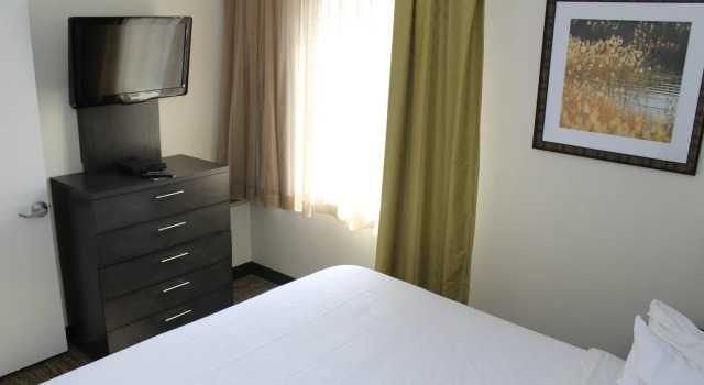 Люкс с 2 комнатами Candlewood Suites - East Syracuse - Carrier Circle by IHG