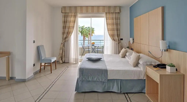 Двухместный номер Deluxe Aregai Marina Hotel & Residence