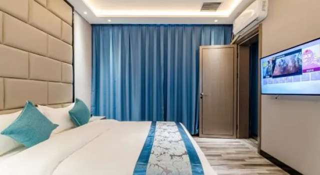 Люкс 303 Chain Boutique Hotel (Shangqiu south station store)