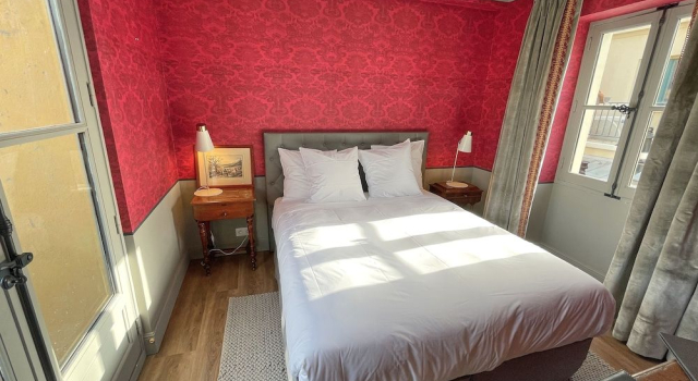 Le Fruit Défendu, Забронировать Отель Рюэй-Мальмезон Аньер-сюр-Сен