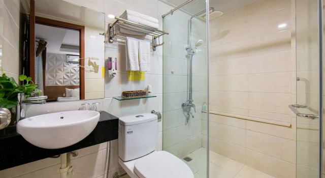 Двухместный номер Classic Hanoi Diamond King Hotel & Travel