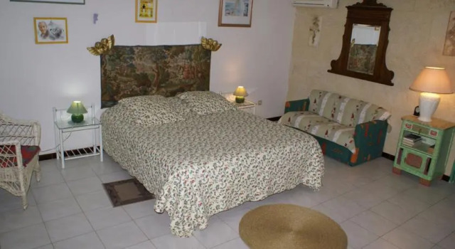 Mas Massacan, Book Hotel Tarascon ViaRhona