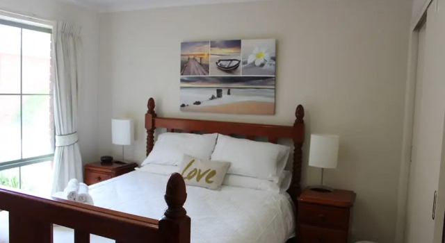 Australian Home Away Ringwood at Bardia, Boek Appartement Ringwood Melbourne