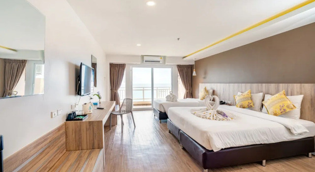 Номер Deluxe Royal Phala Cliff Beach Resort