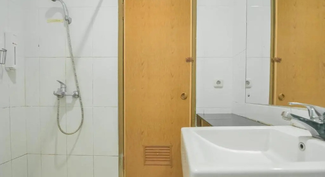 Standard- dobbelt værelse RedDoorz Near Trans Studio Mall 3