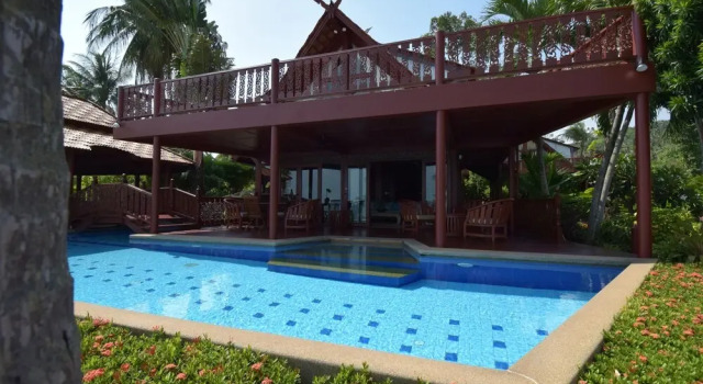 3 Bedroom Beach Front Villa with Private Pool (P3), Забронировать Вилла Отели Южного Таиланда с парковкой, Парковка