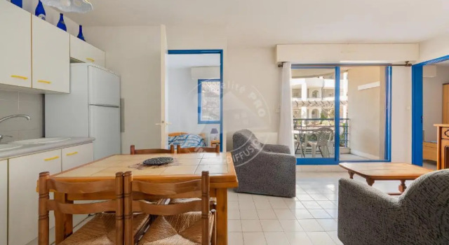 AS21491 - P3 Cabine en bord de mer avec vue mer latérale, Book Apartment Le Grau-du-Roi Camargue