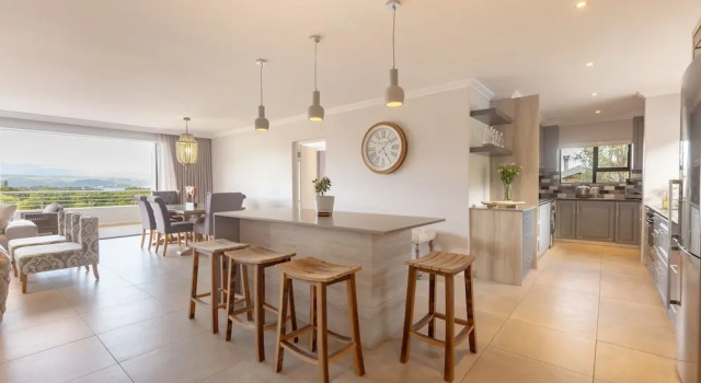 Номер Standard Пентхаус Sunrise Bay Self Catering