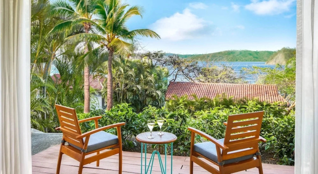 Двухместный номер Standard с красивым видом из окна Secrets Papagayo All Inclusive