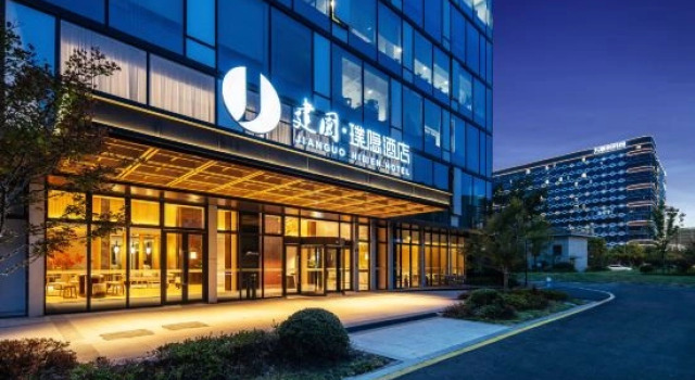 JIANGUO HIDDEN HOTEL(Hangzhou Jiuhe Road Subway Station)