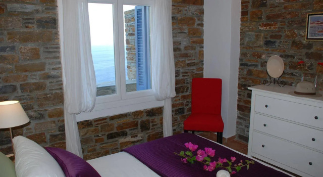 Andros Prive Suites, Prenota Campeggio Gavrio Andro