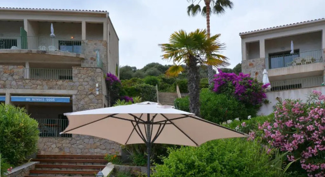 Residence Roc E Mare, Varaa Hotelli Cargèse 