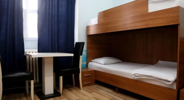 Кровать в общем номере (женский номер) Moon Hostel
