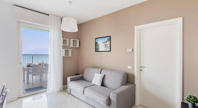 Residenza Miralago - 05 Fabiana - Locazione BK