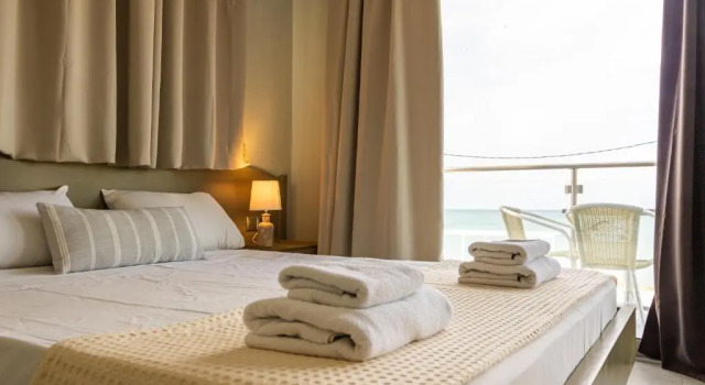 Апартаменты с видом на море SunRose Beach Aparthotel