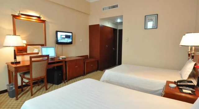 Jiayan Hotel, Boek Hotel Maoming Guangdong