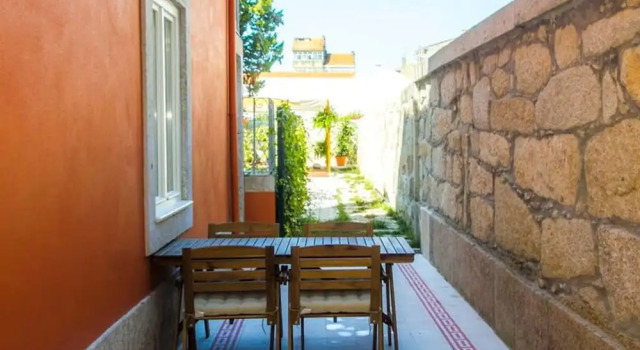 Апартаменты Liiiving in Porto - Central Garden Flat