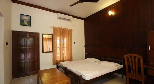 Номер Deluxe с балконом и с красивым видом из окна Raja Park Beach Resort