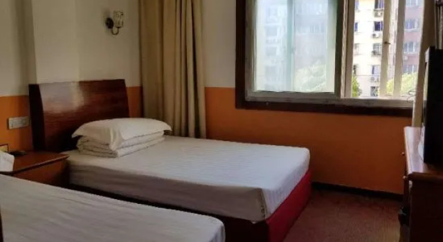 Economy Doppel Zimmer Yihe Hostel