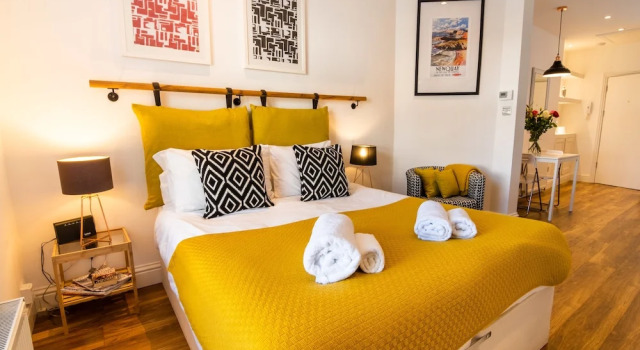 Plymouth Boutique Apartment