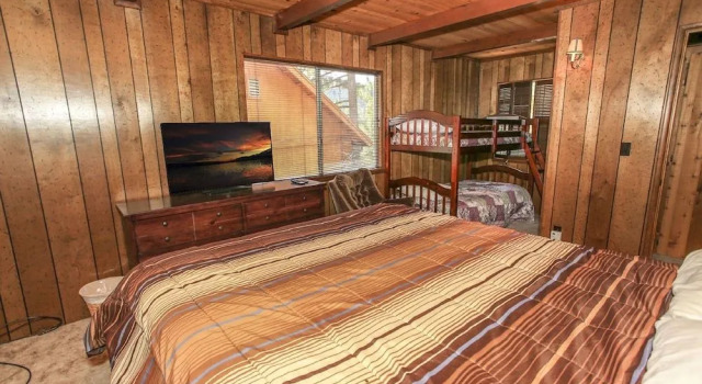 Moonridge Sunset Retreat