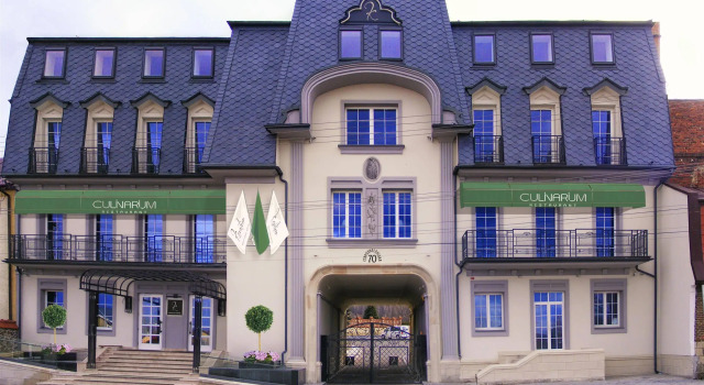 Kavalier Boutique Hotel, Book Boutique Hotels in Lviv with a Pool, Swimming Pool