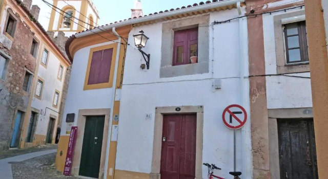 Casa Medieval de Nisa, Buchen Sie Hotel Nisa Alentejo