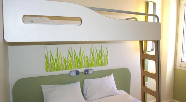 Трёхместный номер Standard Ibis Budget Toulon Centre