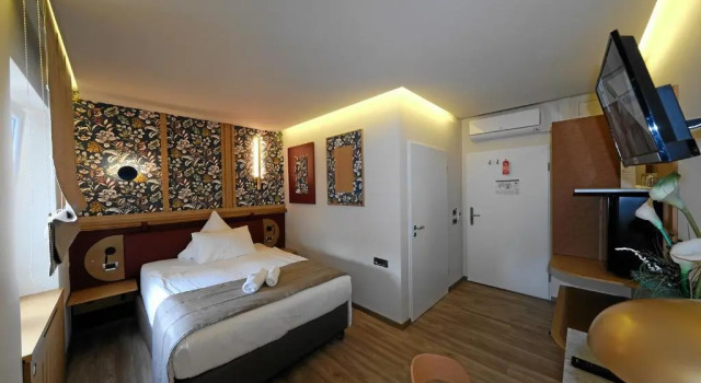 Двухместный номер Standard Hotel-Restaurant Axion
