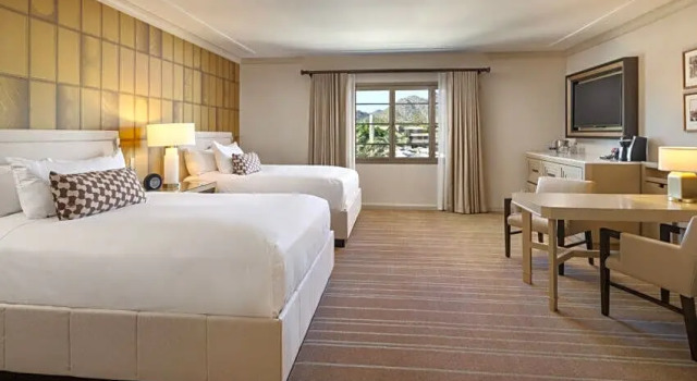 Номер Resort Arizona Biltmore, LXR Hotels & Resorts