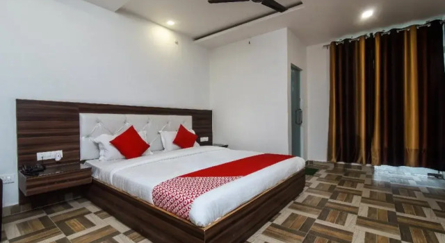 Hotel Naddi Heights
