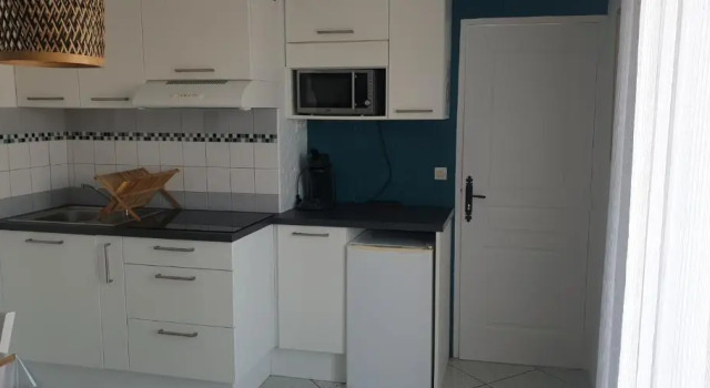 Коттедж Studio indépendant dans maison individuelle