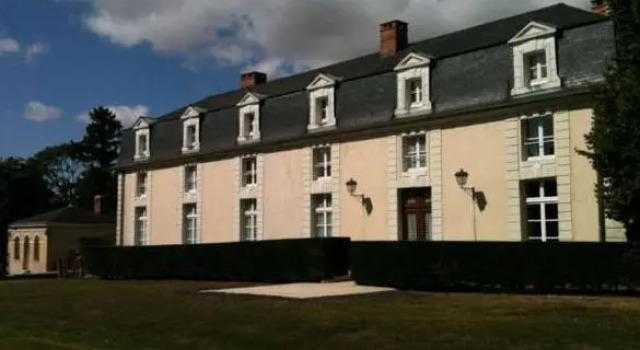 Номер Standard Le Domaine de Montchevreuil