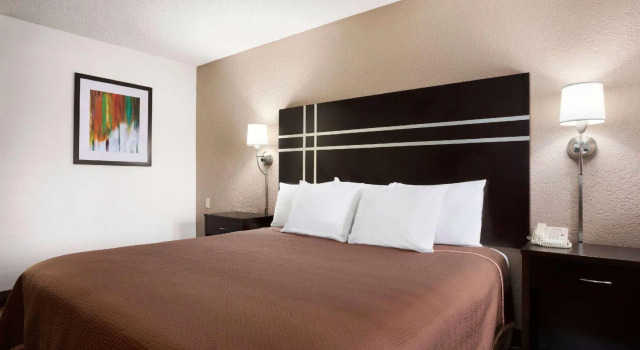 Двухместный номер Standard Travelodge by Wyndham Killeen/Fort Hood