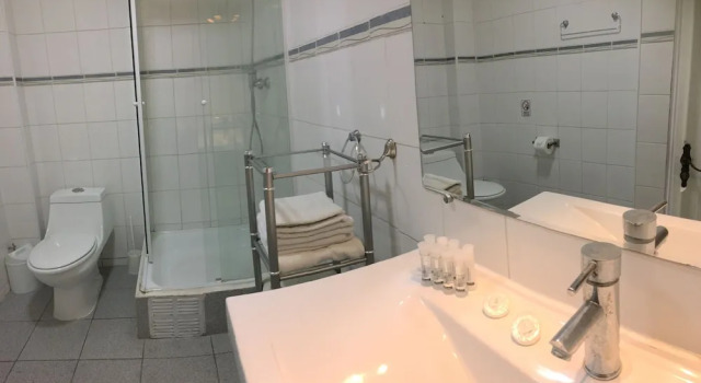 Четырёхместный номер Superior Eco Hostal Offenbacher-Hof
