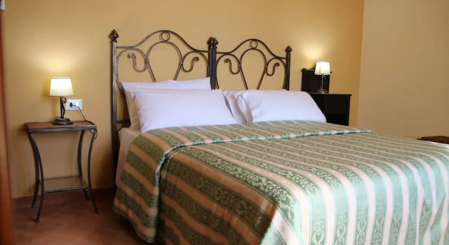 Feudo Magazzeni Etna, Book Hotel Hotels in Sicily with Parking, Parking