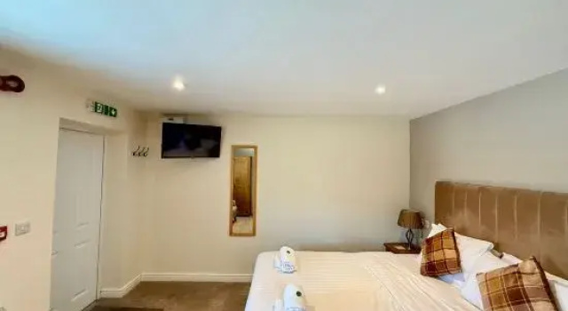 Номер Comfort The Woodman Inn