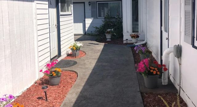 Двухместный номер Standard с видом на внутренний двор Harbor's Edge Motel