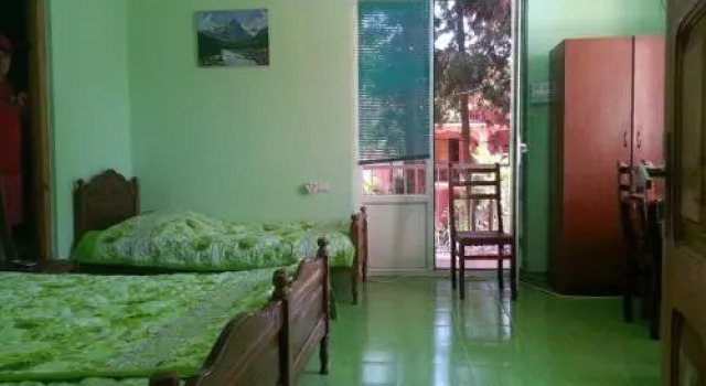 Cottages Nodmax, Book Hotel Hotels in Guria with Parking, Parking